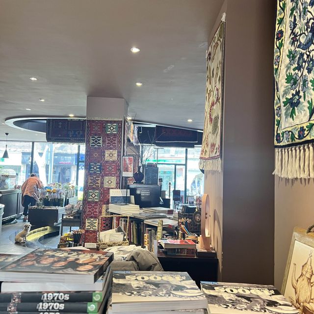 Garden Books - Sinan Road 