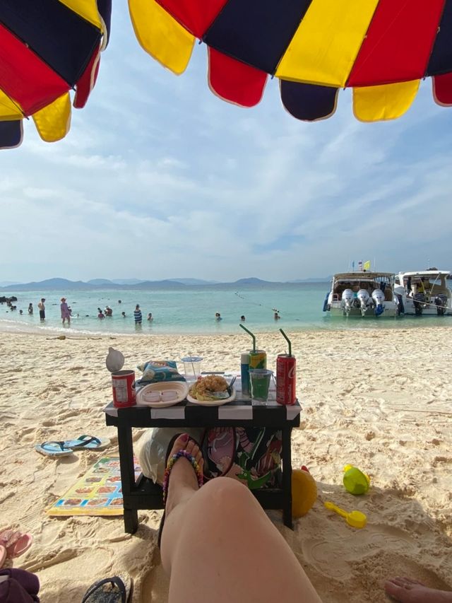 Thailand | How to play with your kids on the outlying Phi Phi Islands in Phuket⁉️ Check out this article.
