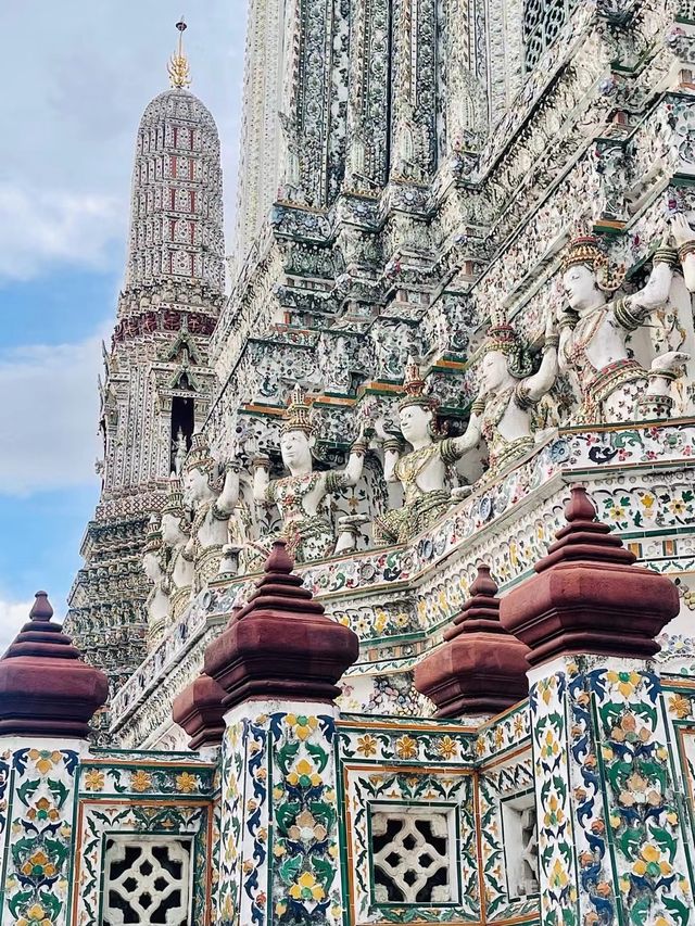 曼谷🇹🇭華裔泰王紀念寺廟---鄭王廟🙏