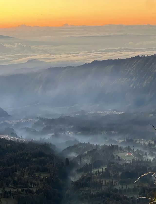 日落bromo火山