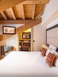 🏔️ Courchevel's Cozy Luxury: Top Stay Recommendations! 🛎️