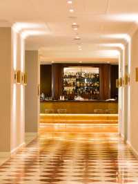 🏰✨ Sirmione's Gem: Grand Hotel Terme Review 🛀💖