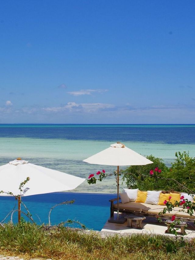 🌴✨ Zanzibar's Hidden Gem: Qambani Luxury Resort 🏖️🛏️