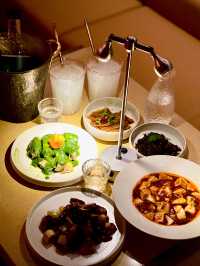 這家韓式 bistro 有點東西。