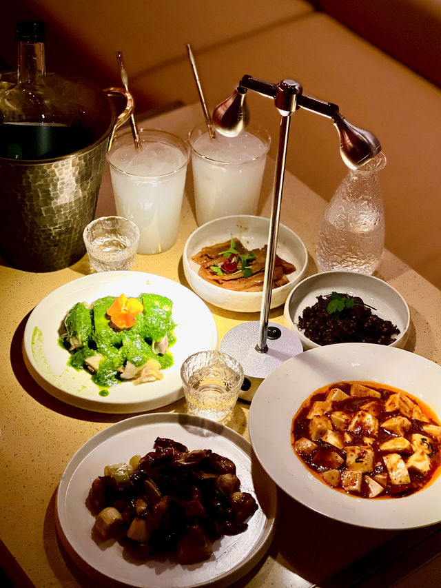 這家韓式 bistro 有點東西。