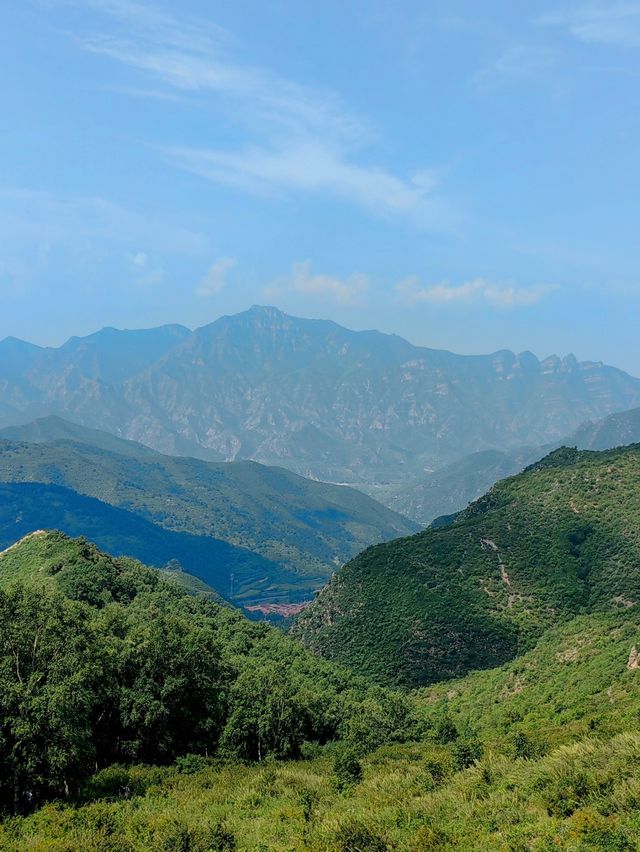 北靈山爬不膩，北京小「阿勒泰」名不虛傳