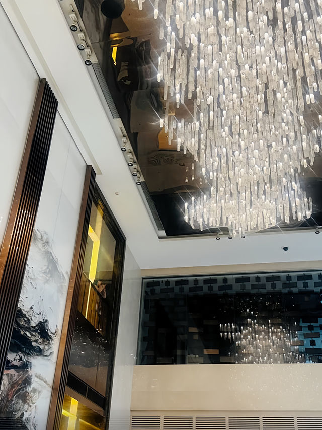這才明白和父母住貴價酒店的意義