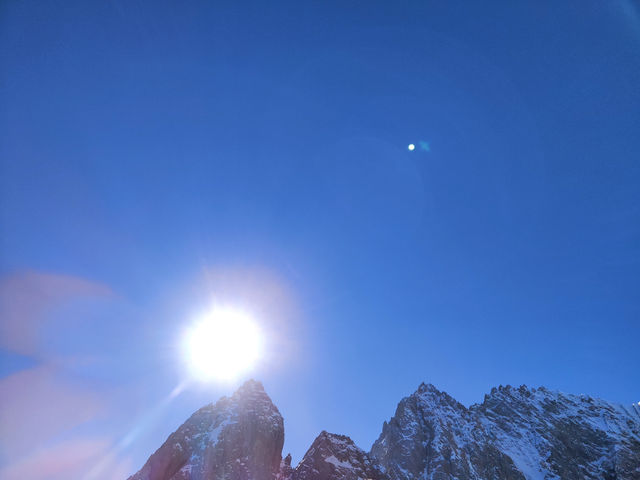 震撼！在玉龍雪山，我摸到了雲端！🌄