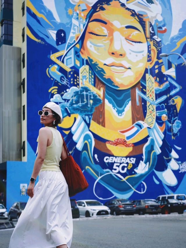 Wisma Sabah Mural  in Kinabalu Malaysia is Magical✨🥰