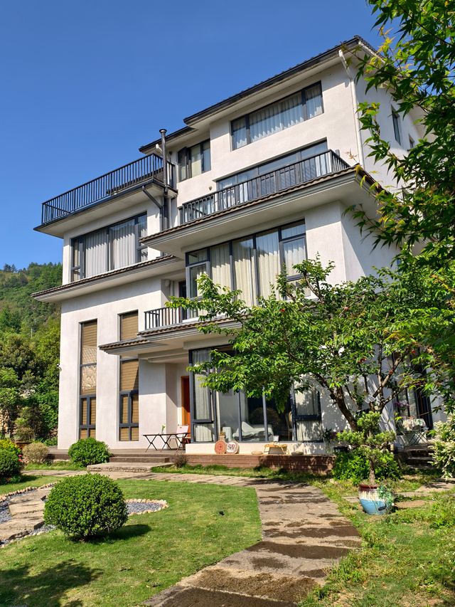 住進安吉隱川居盡情吸氧啦！