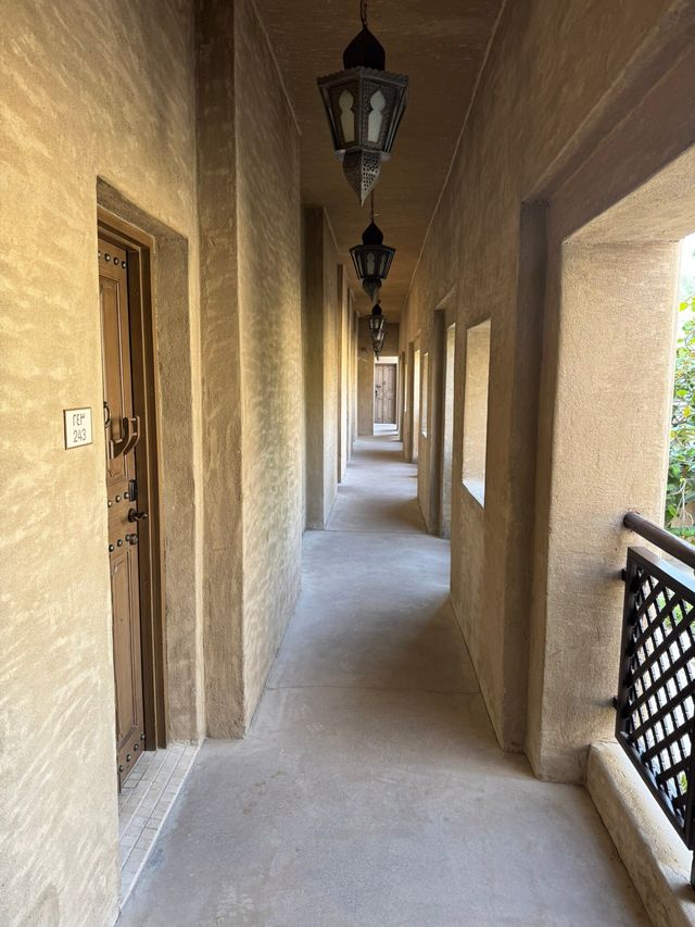 Traditional Meets Modern in Dubai Hotel