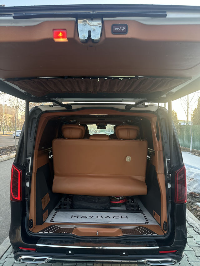 伊犁包車遊封神級體驗不看後悔 伊犁包車遊封神級體驗不看後悔