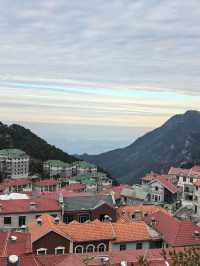 晴天登廬山獨享美景