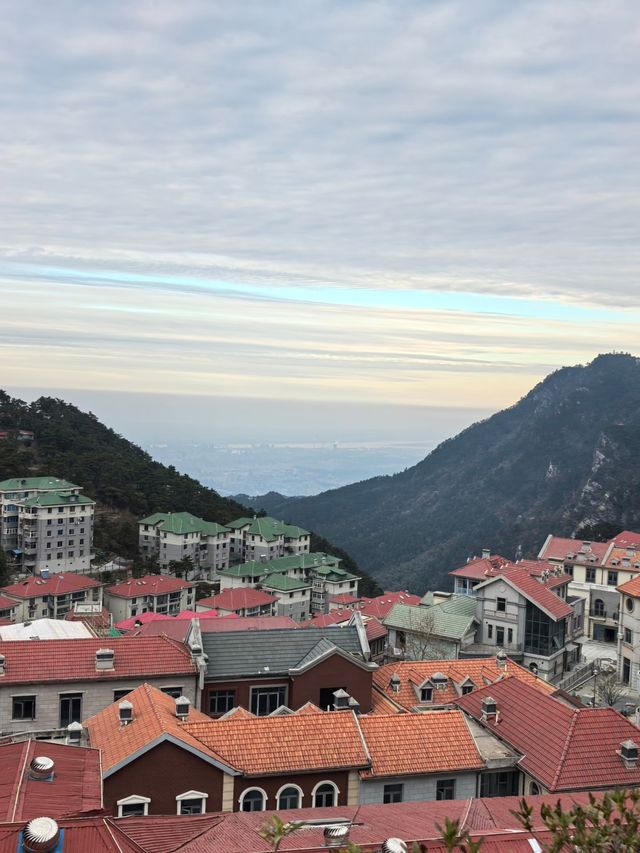 晴天登廬山獨享美景