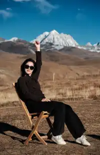 塔公草原 雅拉雪山下的咖啡屋