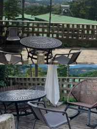 住進廬山雲霧裡!這家民宿把山景焊在窗外