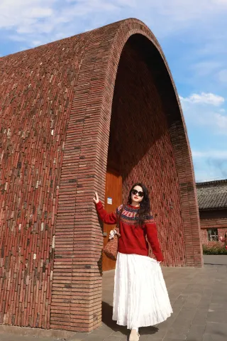 Imperial Kiln Museum, photo poses (with shooting spots) 