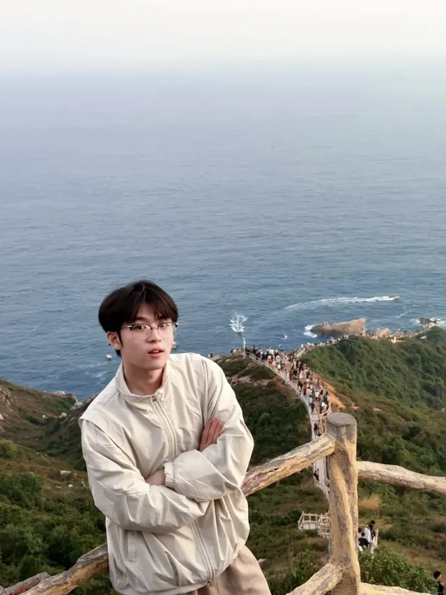 今天來深圳天文台,真的超美的海岸線! 今天來深圳天文台,真的超美的海岸線!