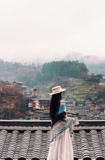 Open the window and the entire Miao village becomes your view! 🪟