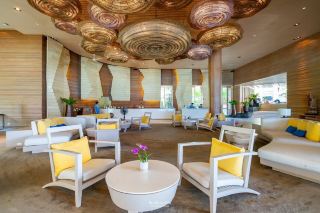 Perfect Getaway in Phuket for Views, Peace, and Convenience
