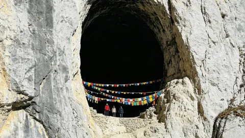 อาณาจักรลับกานเจีย: ทุ่งหญ้าสุดท้ายของกานหนานและหน้าผาหินขาว — traveler post in หลินเซียะ