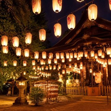 京都夏の祭典：北野天満宮御手洗8月灯籠祭 | Trip.com 京都
