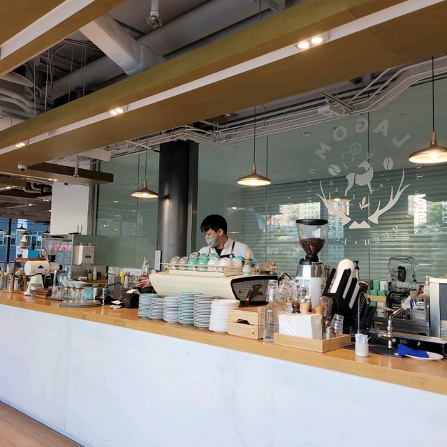 牛頭角木系輕鬆寫意Cafe 