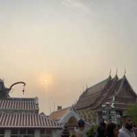 Beautiful sunset with amazing temple views 