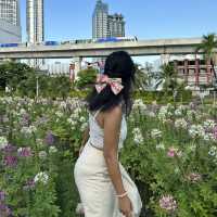 ถ่ายรูปดอกไม้ ที่สวนรถไฟ