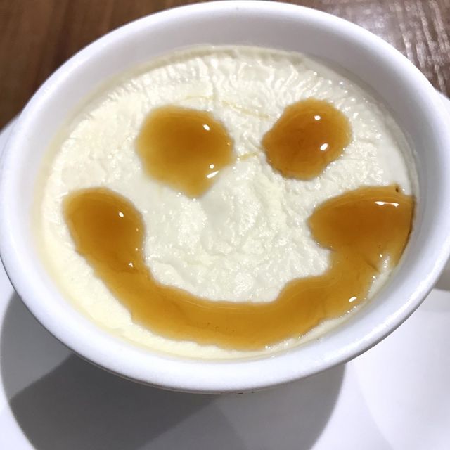 Bear family is welcoming everyone
