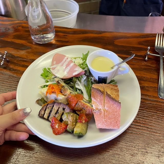 前菜が可愛い隠れ家イタリア料理店🤍