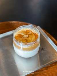 alio slow bar ร้านกาแฟโทนสีดำชิคๆในเชียงราย