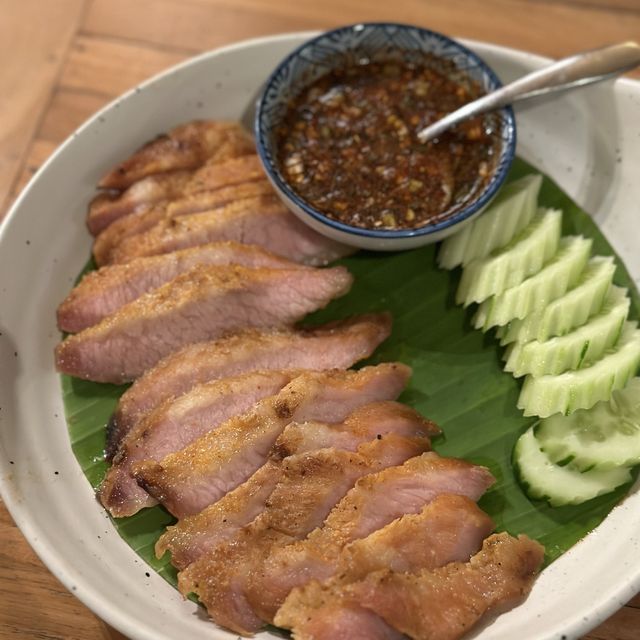เหนือน้ำนนท์ ร้านอาหารริมแม่น้ำเจ้าพระยา