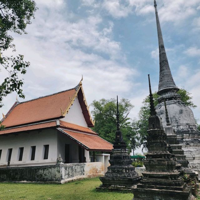 วัดโบสถ์​