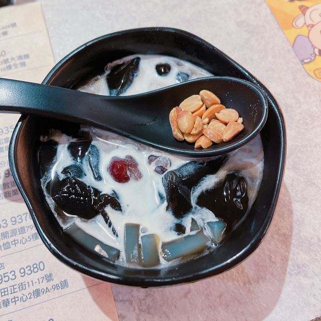 同好友飯聚，又去咗牛大人打邊爐啦😆高質火鍋真係百吃不厭🤤