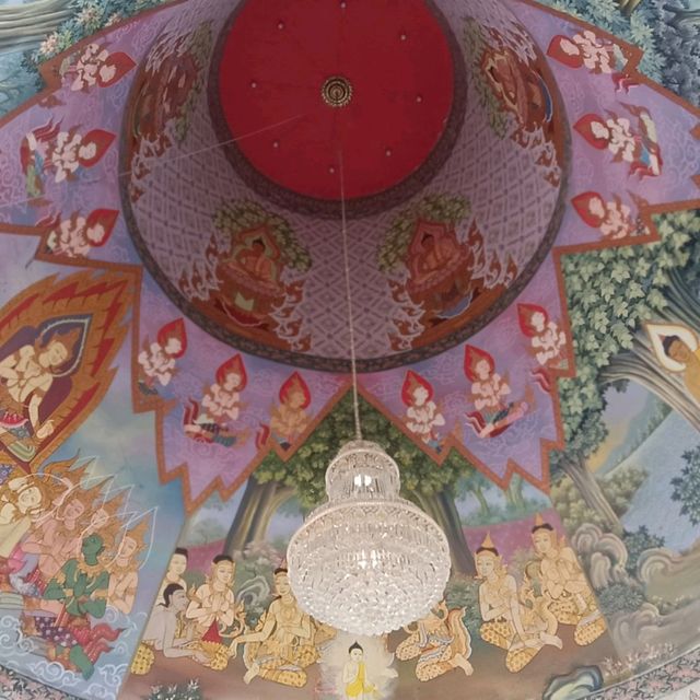 วัดคีรีวงศ์ บนยอดเขากลางเมืองนครสวรรค์