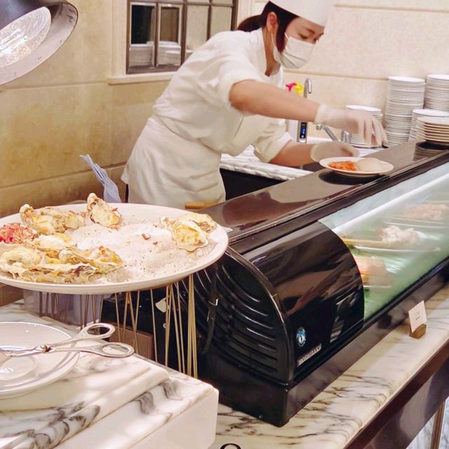 歷山餐廳 , 富麗堂皇的餐廳！