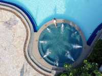Dusit Thani Pattaya ที่พักสวยริมหาเพัทยา