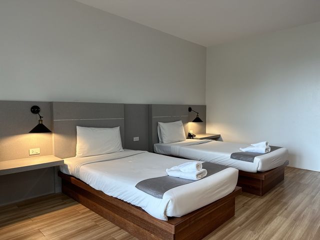 NANA BEACH HOTEL & RESORT ที่พักริมเล ราคาเบา