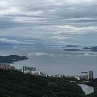 山頂纜車，凌霄閣