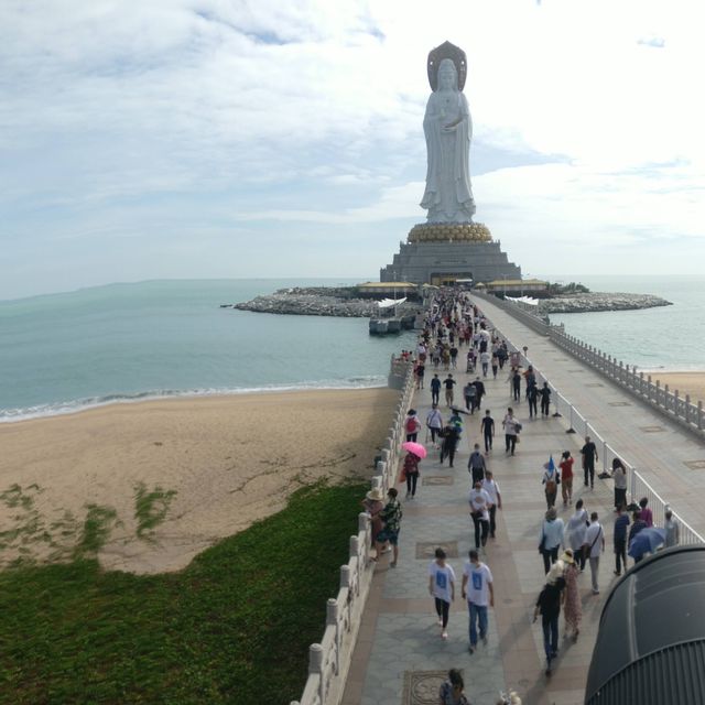 Sanya Serenity: Beach Bliss, Tropical.