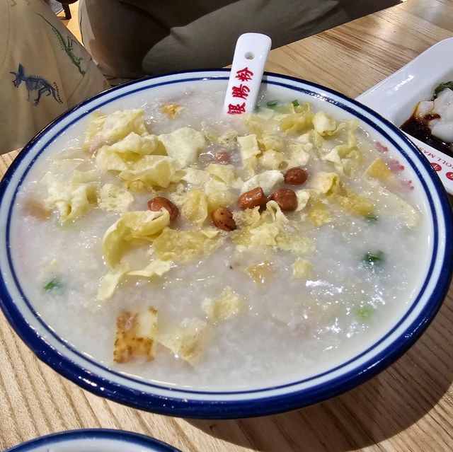 荔銀腸粉(北京路店)：廣州必吃的經典地道美食