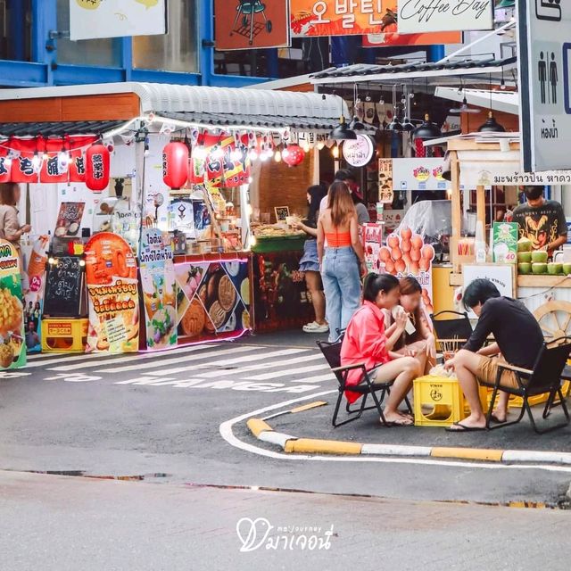 แลนด์มาร์กสุดเด็ด!
ตลาดเกาหลีบางแสน ริมหาดวอน 🤍