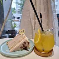 Hi Barry Desserts Cafe @ Bayan Lepas