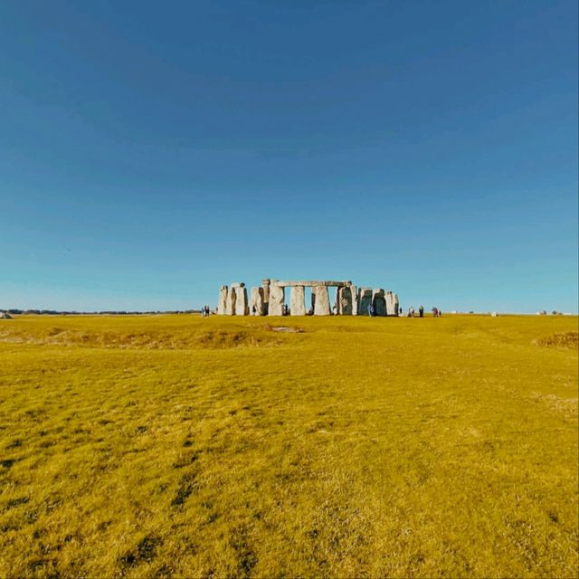 Stonehenge, London