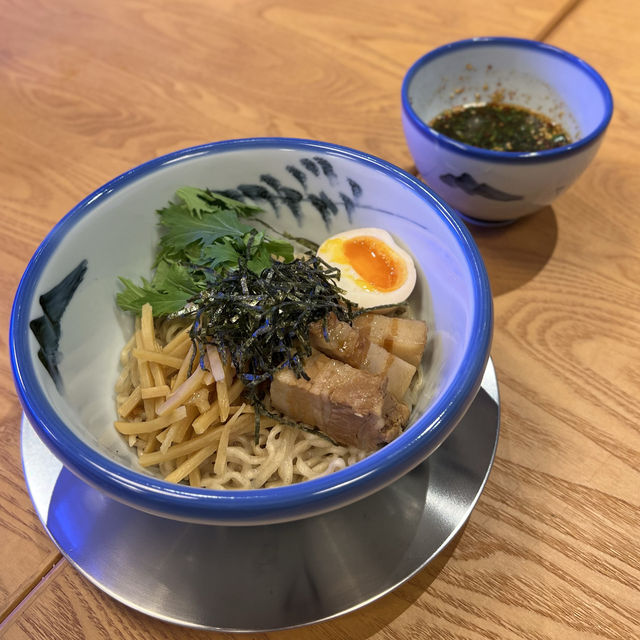 人氣拉麵店「AFURI阿夫利」🍜