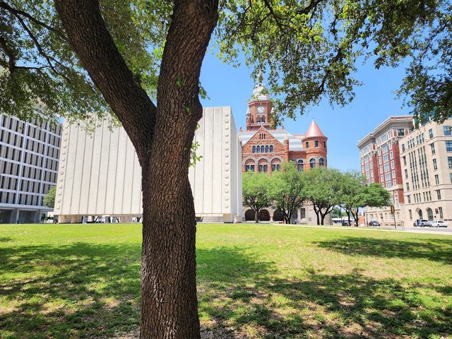 John F. Kennedy Memorial Plaza 📰✨