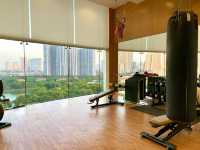 ベトナム　ベトナム観光　JW Marriott Hotel Hanoiの poolはcool！