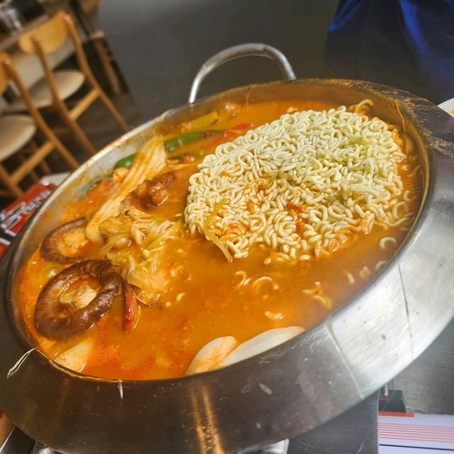 二次探訪旺角兆萬高質韓國菜🍗Yadllie Plate