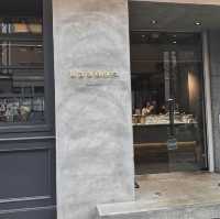 「Hannoc」：舒適美麗，讓人心曠神怡的咖啡店